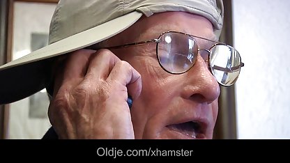 Dari Evelyn :-) sex tante toge