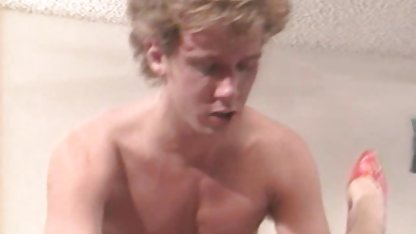 Rumah kami, muncrat, sepong, anal keras dan basah video mesum toge