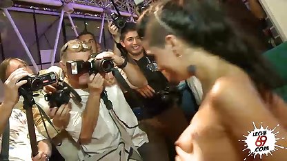 Jerman, seorang bokep smp toge pria muda yang mencoba untuk merayu dalam tidur