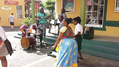 Menyemprotkan sedikit punk di video bokep jilbab toge masyarakat