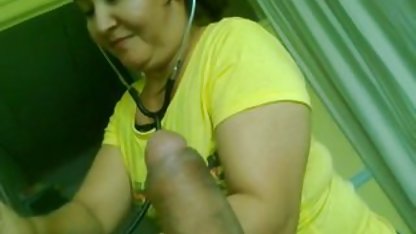 Cewek imut dengan toket bokep spg toge besar - lebih